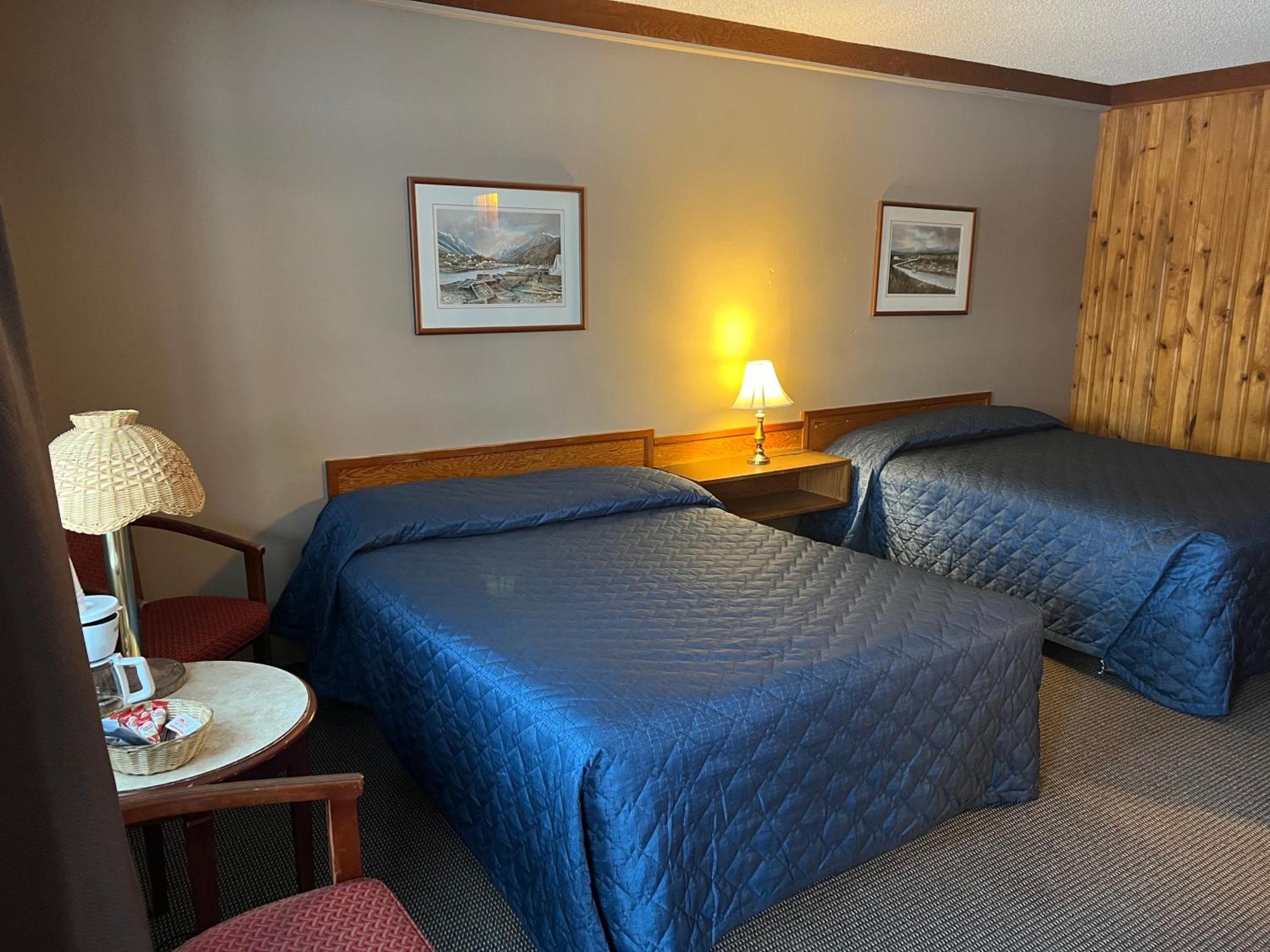 Glacier View Inn Haines Junction Exterior foto